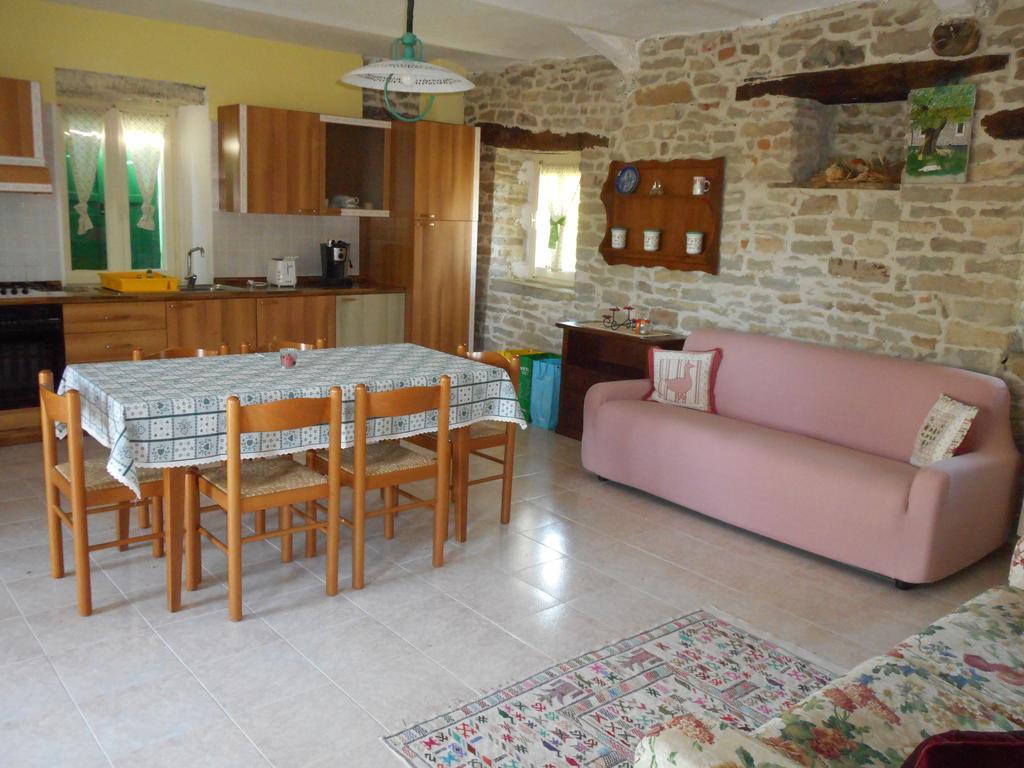 Agriturismo Cascina Serra Cossano Belbo Bagian luar foto