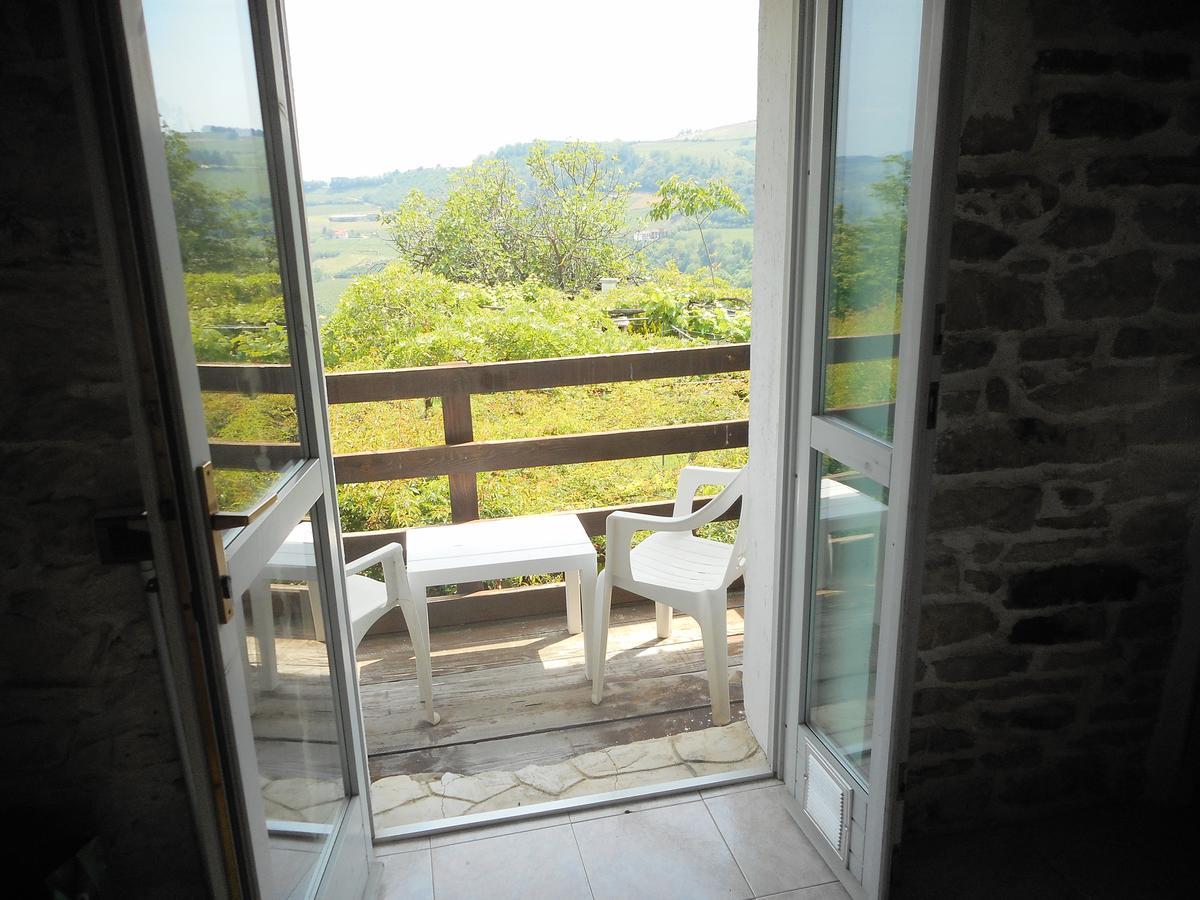 Agriturismo Cascina Serra Cossano Belbo Bagian luar foto