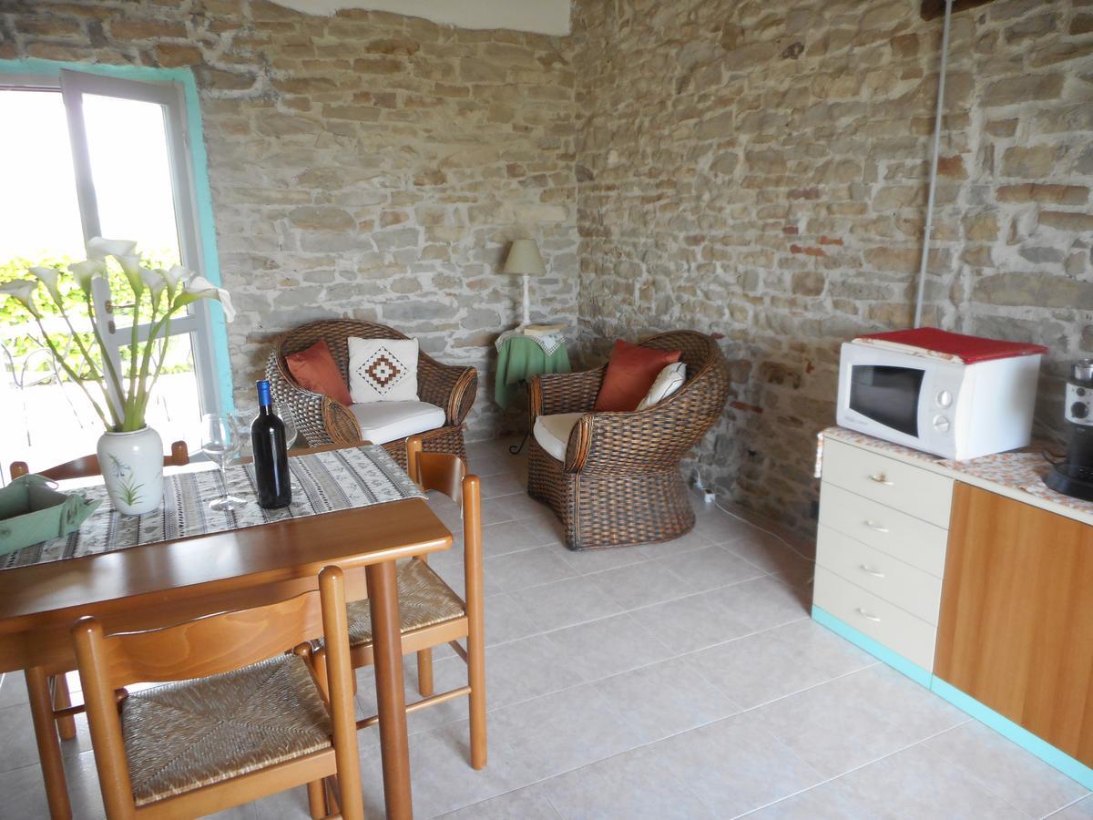 Agriturismo Cascina Serra Cossano Belbo Bagian luar foto