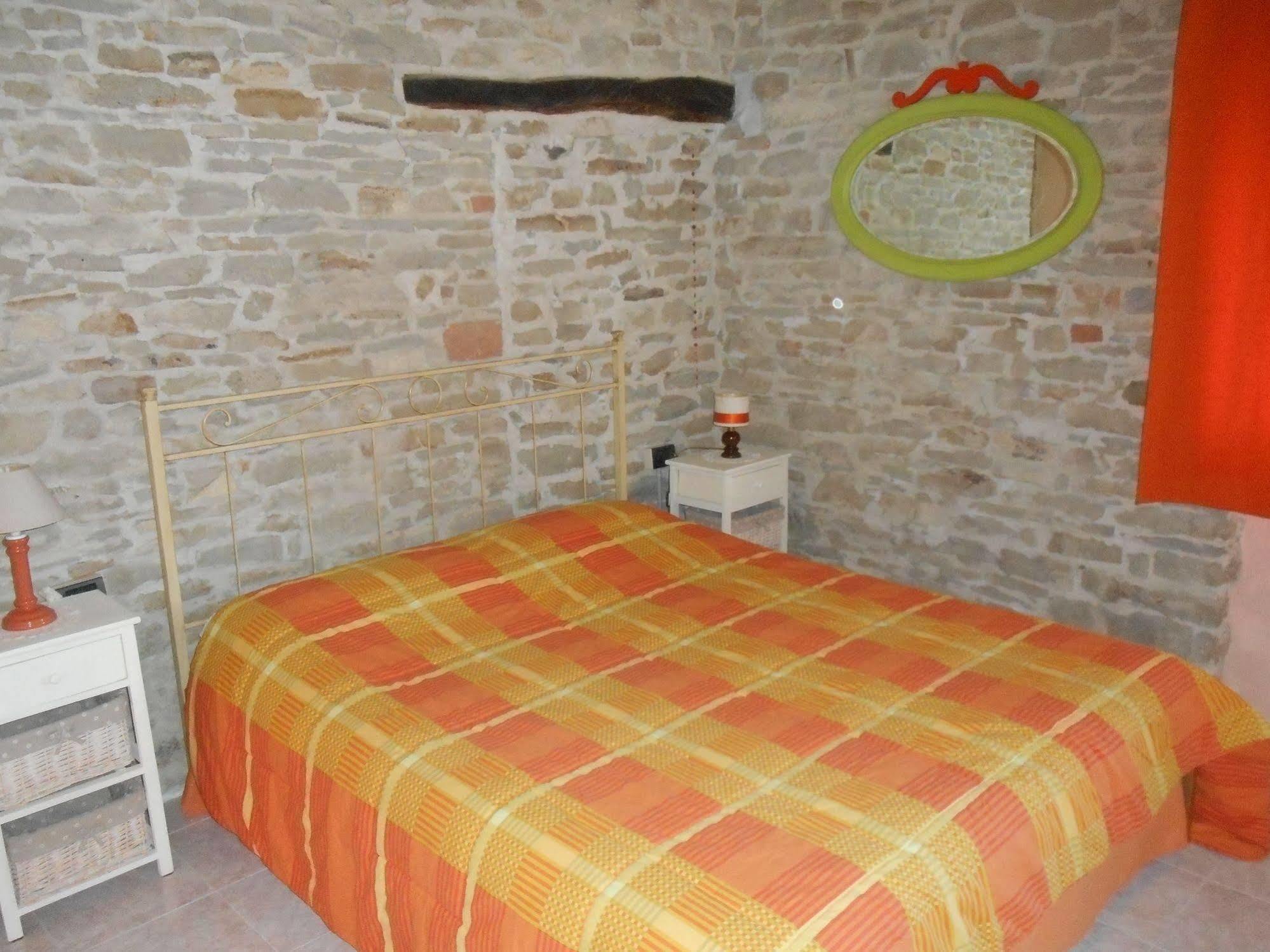 Agriturismo Cascina Serra Cossano Belbo Bagian luar foto